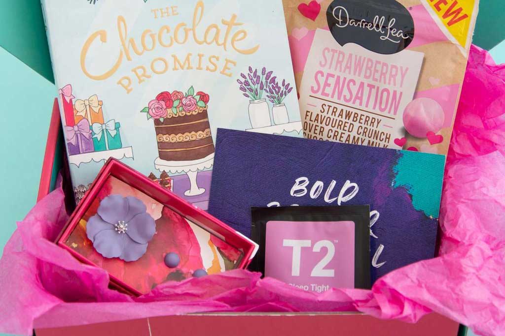 RO READS // Meet Josephine Moon!