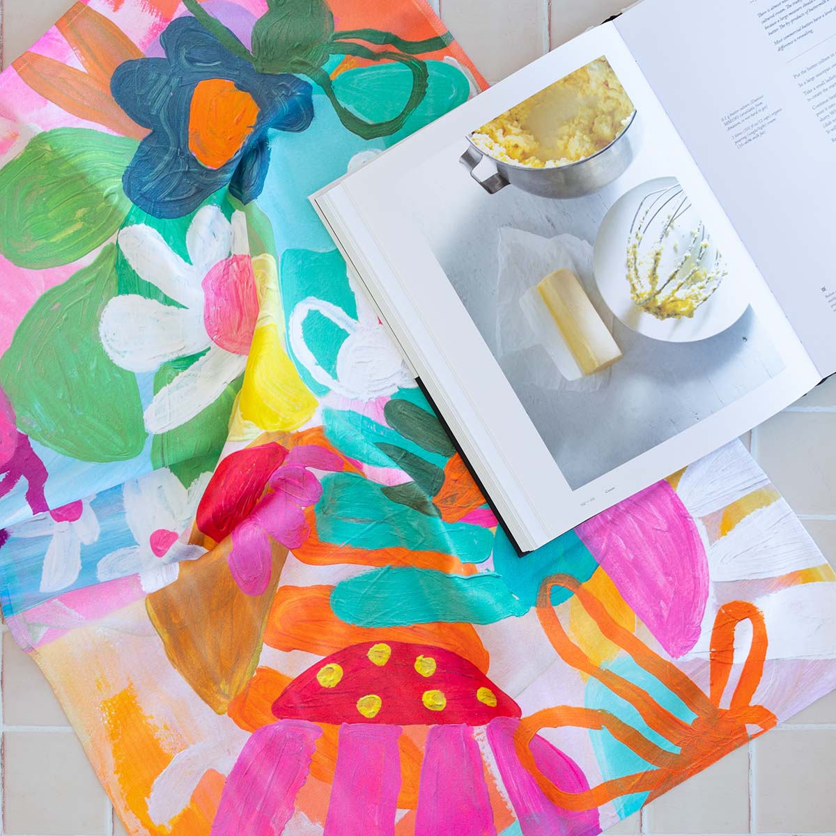 RO X Steph Chapman Edible Blooms Microfibre Towel