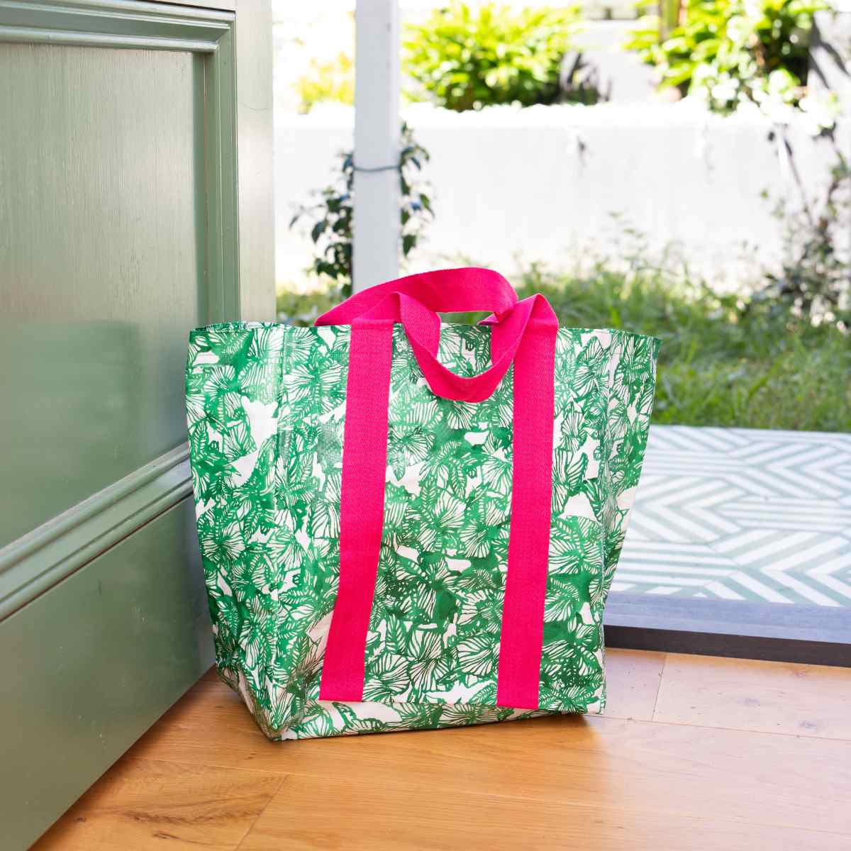 The Valley Bag - Medium Green Tote