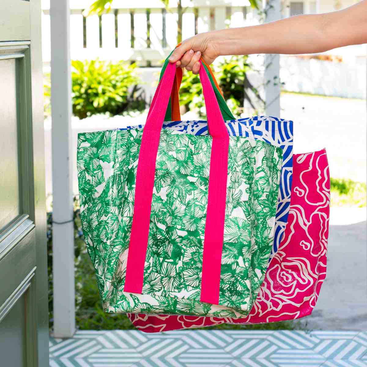 The Valley Bag - Medium Green Tote