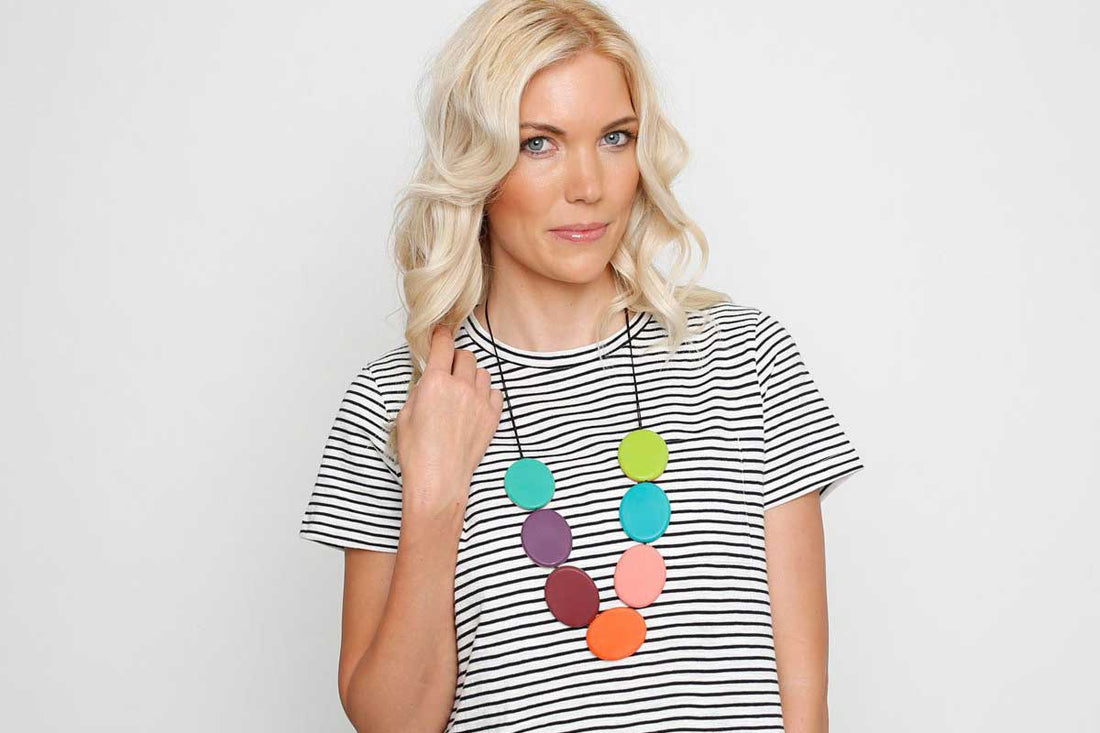 RO STYLE // Exactly how many different ways CAN you wear the Wonderland Flat Disc Necklace ? - Ruby Olive
