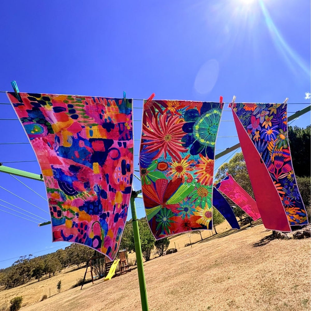 Blooming Hour Quick Dry Small Microfibre Towel