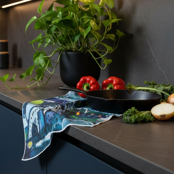 Summer Rain Quick Dry Small Microfibre Towel - Towel - Ruby Olive