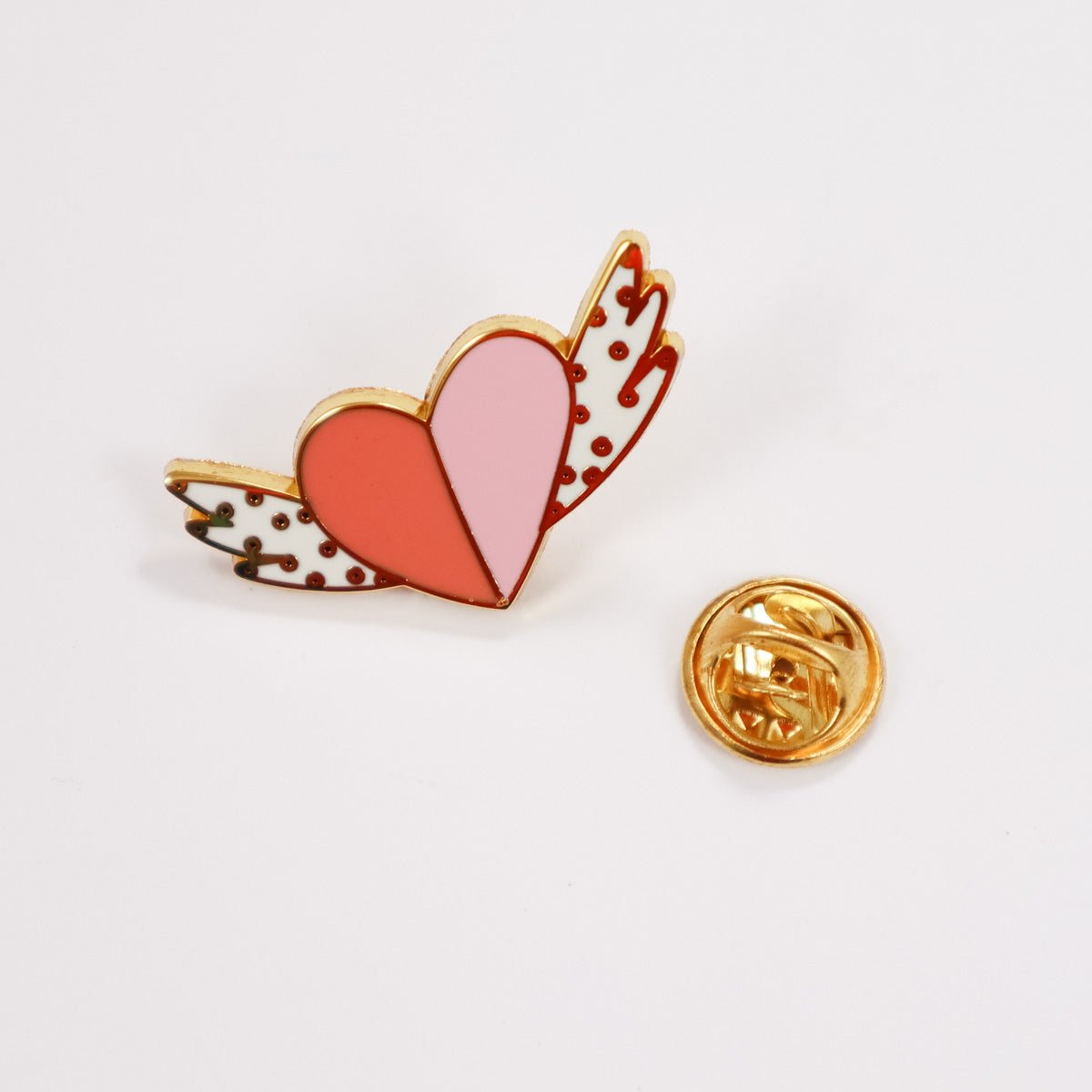 Thoughtful Heart Pin Gold