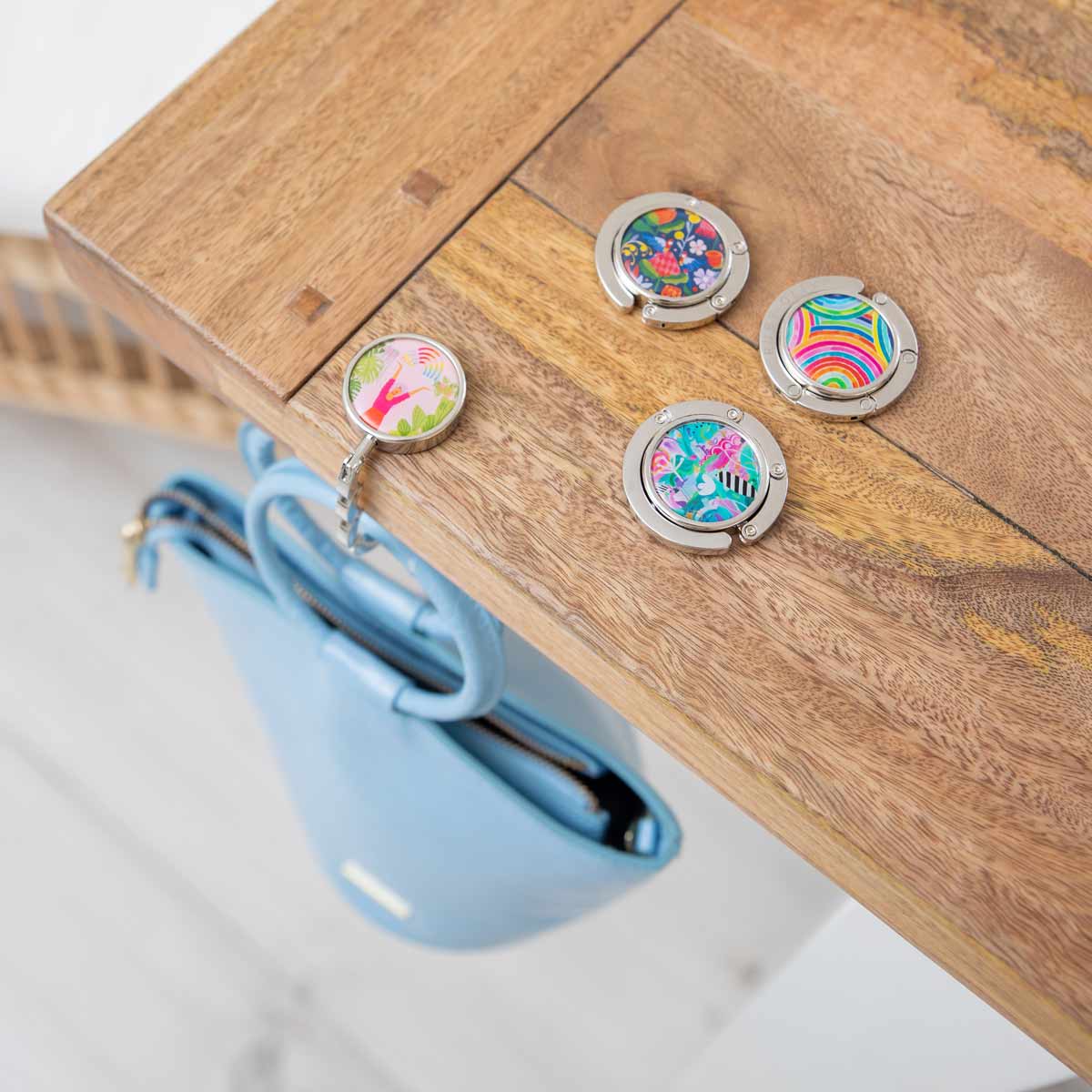 RO x Lordy Dordie Rainbow Gingham Portable Bag Hook