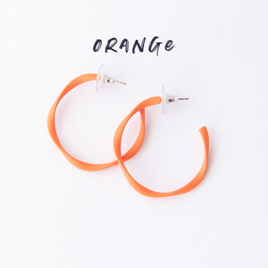 RO2026ER-ORANGE-MIDI-HOOPS-WHITE-BACKGROUND-NAMED.jpg